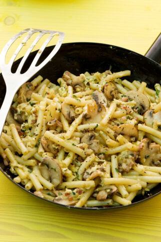 Makkaroni-Pilz-Gröstl Makkaroni-Pilz-Gröstl