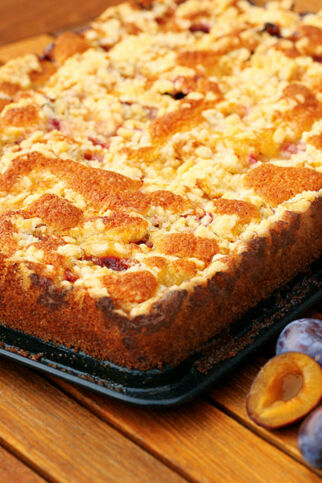 Zwetschgen-Blechkuchen