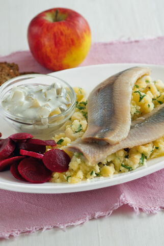 Matjes mit Kartoffel-Petersilien-Gemüse Matjes mit Kartoffel-Petersilien-Gemüse