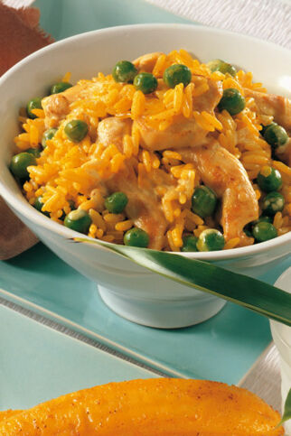 Curryreis mit Huhn und Erbsen