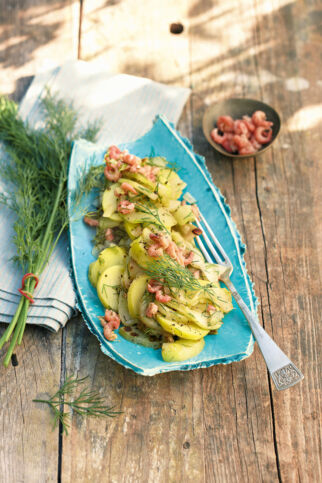 Kartoffel-Gurken-Salat mit Krabben