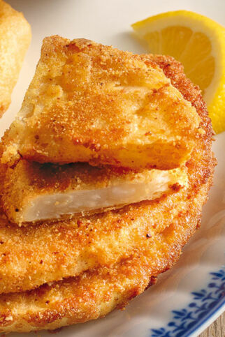 Sellerieschnitzel mit Apfel-Roquefort-Dip