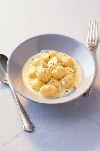 Kartoffel-Gnocchi mit Gorgonzolasauce