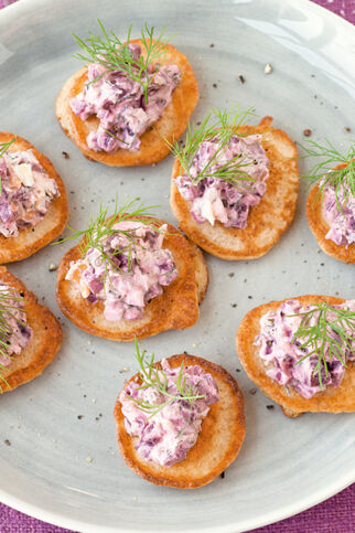 Blinis mit Eiersalat Blinis mit Eiersalat