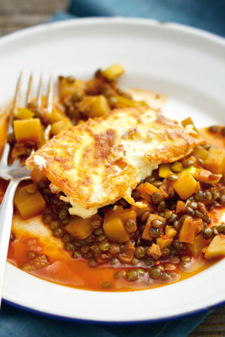 Gemüse-Linsen-Eintopf mit Pfannenfeta Gemüse-Linsen-Eintopf mit Pfannenfeta