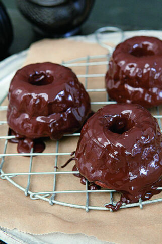 SACHER-GUGLHUPF