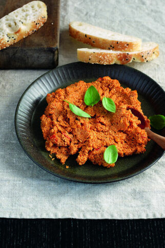 Tofu-Tomaten-Aufstrich Tofu-Tomaten-Aufstrich