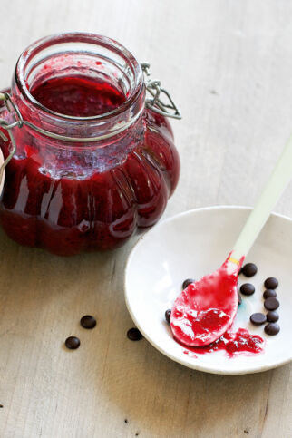 Kirschaufstrich mit Schokolade Kirschaufstrich mit Schokolade