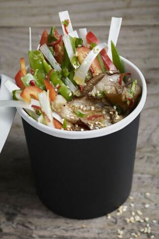 Sesam-Salat mit Austernpilzen