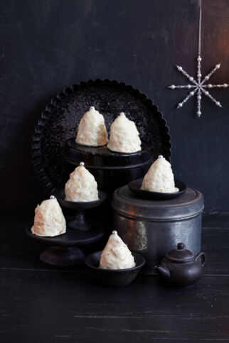 Kokosmützchen mit Piña Colada Kokosmützchen mit Piña Colada