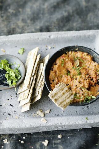 Kichererbsen-Paprika-Mandeln-Aufstrich Kichererbsen-Paprika-Mandeln-Aufstrich