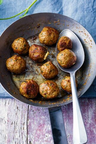 Gefüllte Kräuter-Hackbällchen Gefüllte Kräuter-Hackbällchen