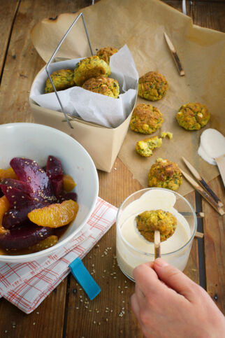 Ofen-Falafel mit Rote-Bete-Salat Ofen-Falafel mit Rote-Bete-Salat