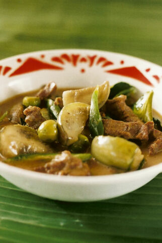 Grünes Curry mit Thai-Auberginen
