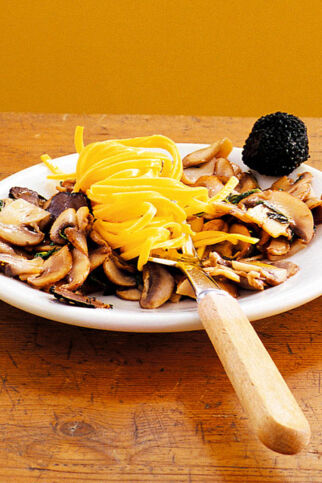 Butterpilze mit Trüffeln Butterpilze mit Trüffeln