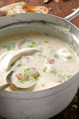 Fischcremesuppe mit Pernodsahne Fischcremesuppe mit Pernodsahne