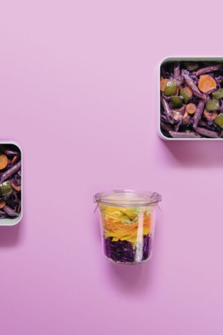 Asia-Woche mit Pasta und Salat Asia-Woche mit Pasta und Salat