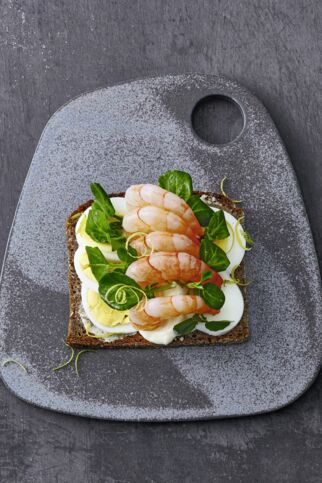 Smørrebrød mit Garnelen Smørrebrød mit Garnelen
