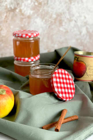 Apfelgelee-roasted-cinnamon-spices Apfelgelee-roasted-cinnamon-spices
