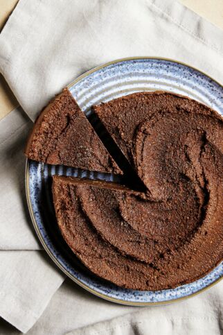 Nuss-Schoko-Raw-Cake
