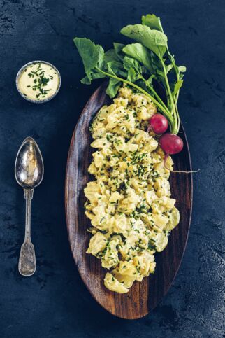 Kartoffelsalat mit selbst gemachter Mayo Kartoffelsalat mit selbst gemachter Mayo