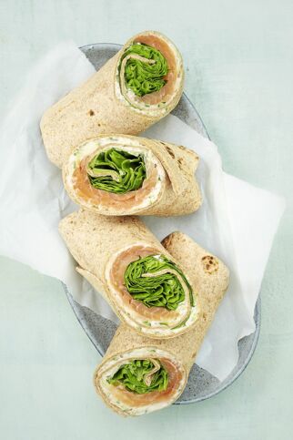 Lachs-Gemüse-Wrap