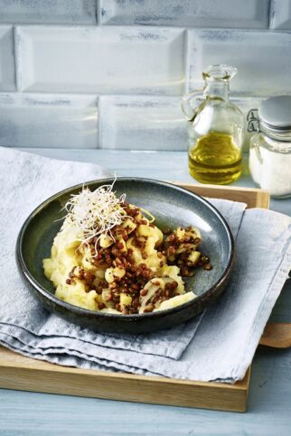 Kartoffel-Pastinaken-Stampf mit Linsensalat Kartoffel-Pastinaken-Stampf mit Linsensalat