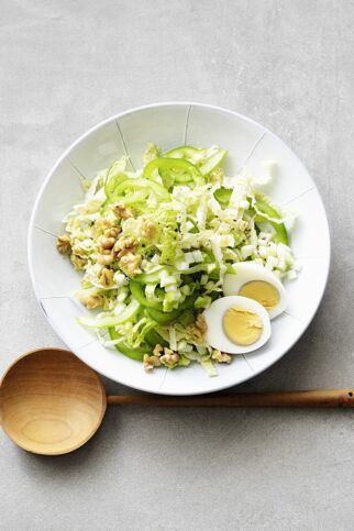 Chinakohlsalat mit Apfeldressing Chinakohlsalat mit Apfeldressing