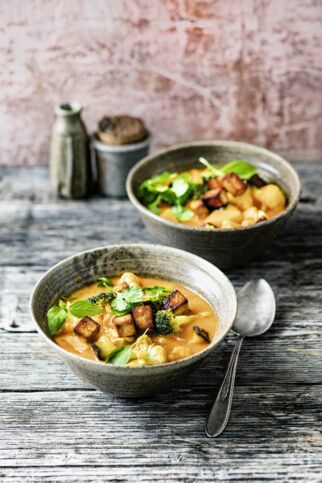 Brokkoli-Kürbis-Curry mit Thai-Basilikum