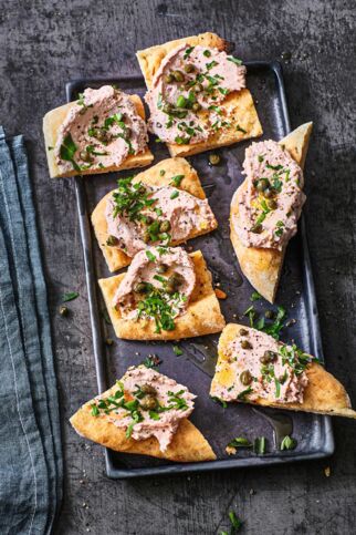 Pinsa-Häppchen mit Thunfischcreme Pinsa-Häppchen mit Thunfischcreme