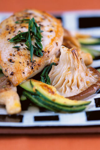 Hähnchenschnitzel mit Zucchini und Austernpilzen Hähnchenschnitzel mit Zucchini und Austernpilzen