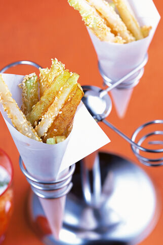 Kohlrabi-Sesam-Sticks Kohlrabi-Sesam-Sticks