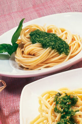 Spaghetti mit Pesto