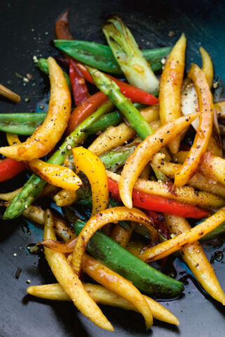 Schupfnudeln mit Gemüse aus dem Wok
