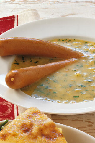 Kartoffeleintopf mit Saitenwürstchen Kartoffeleintopf mit Saitenwürstchen