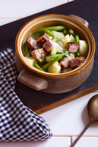 Bohneneintopf mit Kalbfleisch Bohneneintopf mit Kalbfleisch