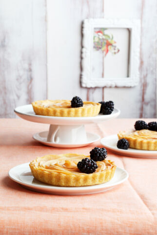 Mini-Quittentartes mit Rosenwassersirup Mini-Quittentartes mit Rosenwassersirup