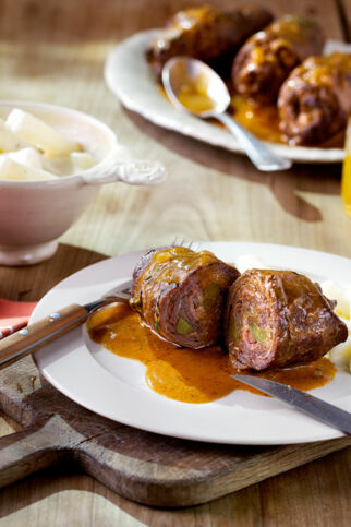Rindsrouladen mit Schwarzwurzelgemüse Rindsrouladen mit Schwarzwurzelgemüse