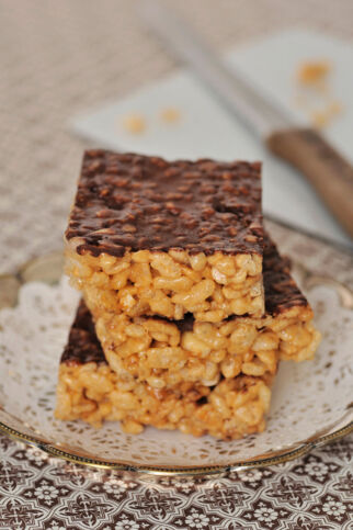 Erdnussknusperecken Erdnussknusperecken