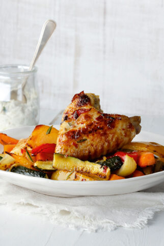 Ofengemüse mit Apfel-Raïta Ofengemüse mit Apfel-Raïta