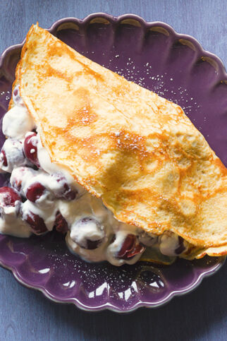 Crêpes mit Kirschjoghurt Crêpes mit Kirschjoghurt