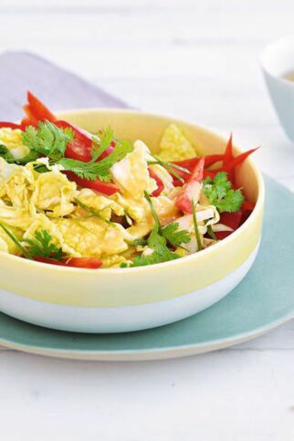 Chinakohl mit Kokosmilch-Curry-Dressing Chinakohl mit Kokosmilch-Curry-Dressing