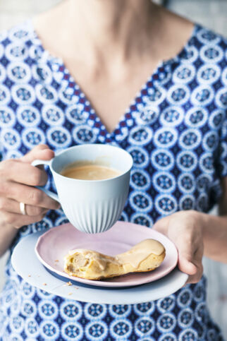 Éclairs au café - Eclairs mit Kaffeecreme Éclairs au café - Eclairs mit Kaffeecreme
