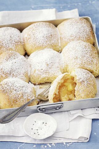 Omas Apfelbuchteln Omas Apfelbuchteln