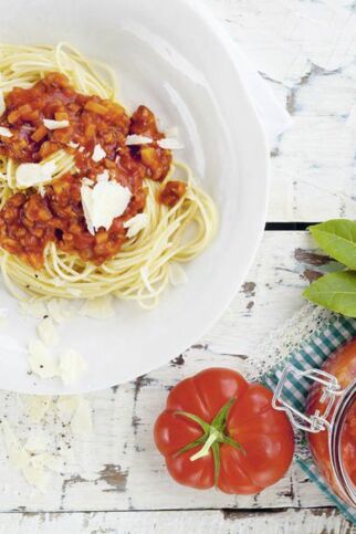 Spaghetti mit Shiitake-Bolognese