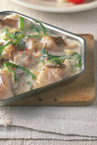 Ingwer-Chili-Fisch mit Kokosmilch Ingwer-Chili-Fisch mit Kokosmilch