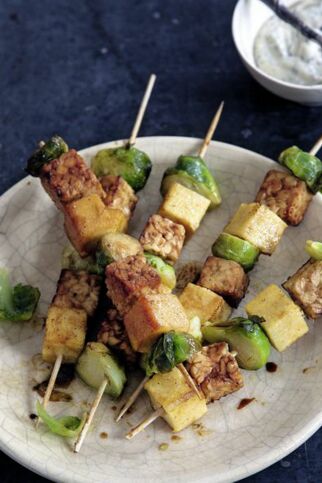 Rosenkohl-Polenta-Spieße Rosenkohl-Polenta-Spieße