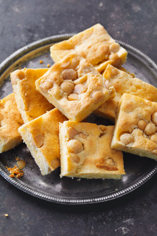 Macadamia-Blondies Macadamia-Blondies