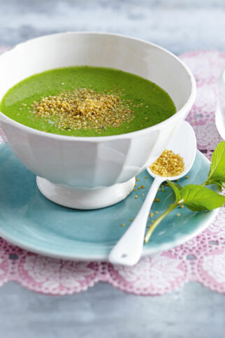 Grüne Erbsensuppe Grüne Erbsensuppe