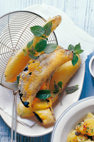 Gebratene Auberginen und Zucchini Gebratene Auberginen und Zucchini